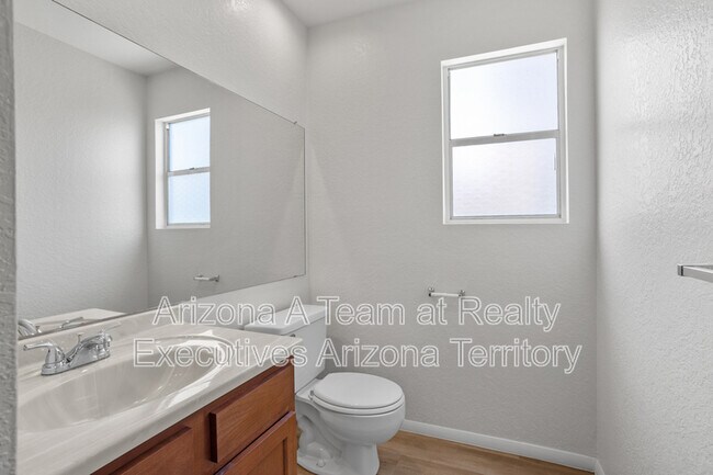 Building Photo - 9413 N Albatross Dr