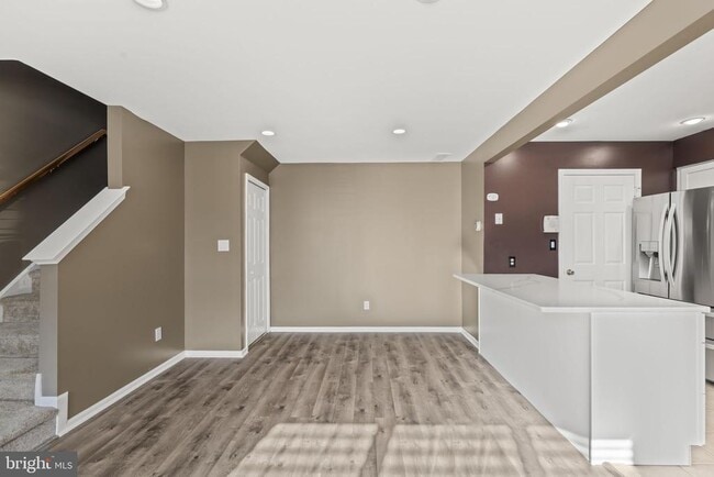 Building Photo - 4702 Grenwich Ln