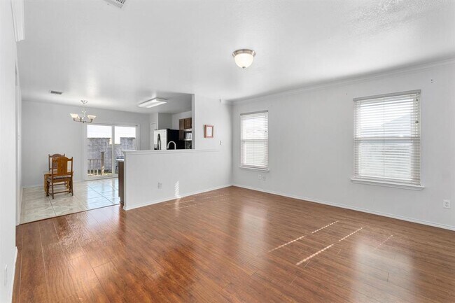 Building Photo - 12401 Drummond Dr