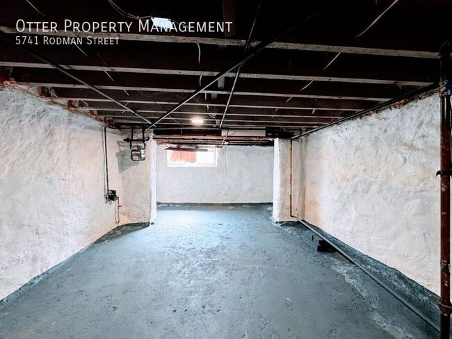 Building Photo - 5741 Rodman St