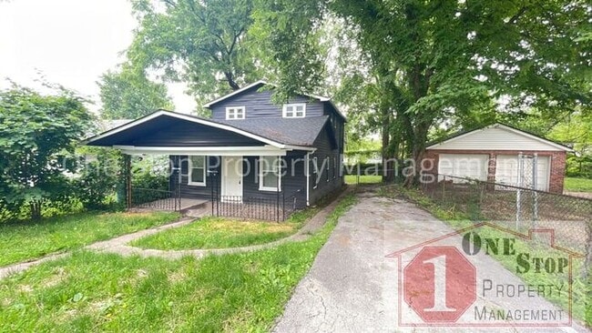 Primary Photo - Beautiful 2 Bedroom 1 Bathroom Home in Ind...