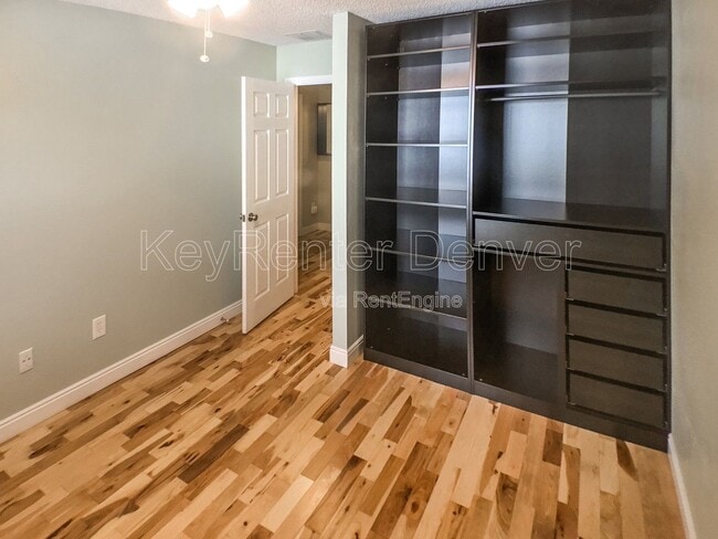 Building Photo - 7012 S Eudora St