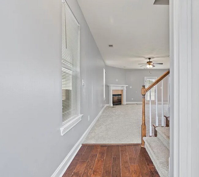 Building Photo - 632 Dunrobin Ln