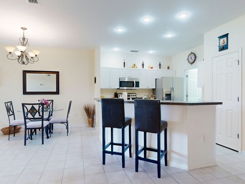 Building Photo - 1951 Turnbull Lakes Dr