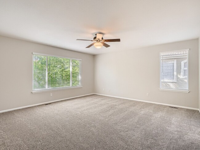 Building Photo - Newly Remodeled Home in the Broadlands!  4...