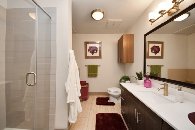 Building Photo - 5454 Washington Ave