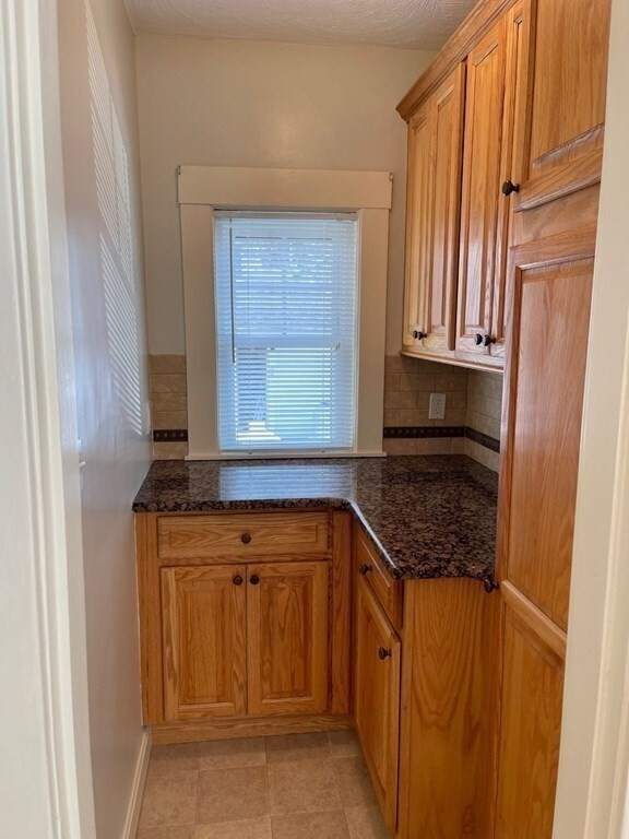 Building Photo - 222 Holbrook Rd