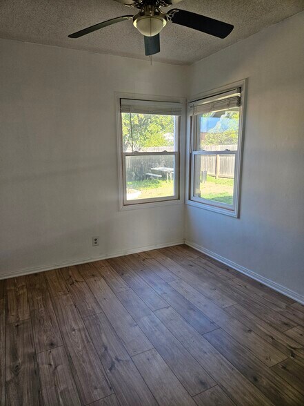 Building Photo - 14679 Nurmi St