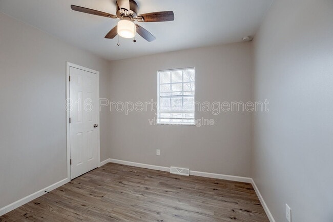 Building Photo - 1103 E Sea Ave