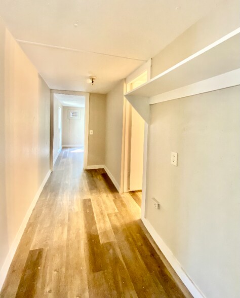 Building Photo - 109 Harmons Way