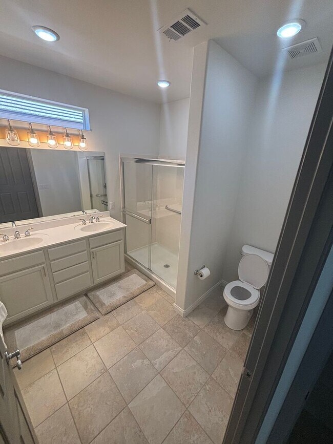 Building Photo - 2 BEDROOM, 2 BATHROOM IN 55+ COMMUNITY OF JESS RANCH