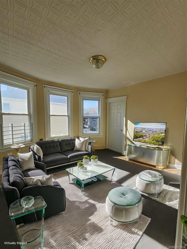 Building Photo - 184 Trenchard St