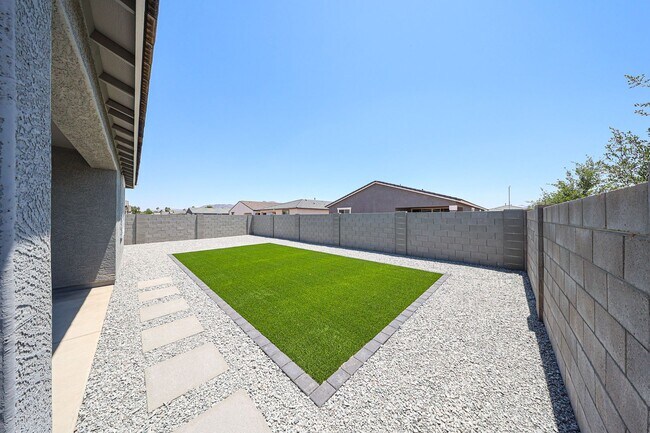 Building Photo - Modern Mountainside Living: Stunning New 4-Bedroom Home in Estrella Crossing! 3 CAR GARAGE!