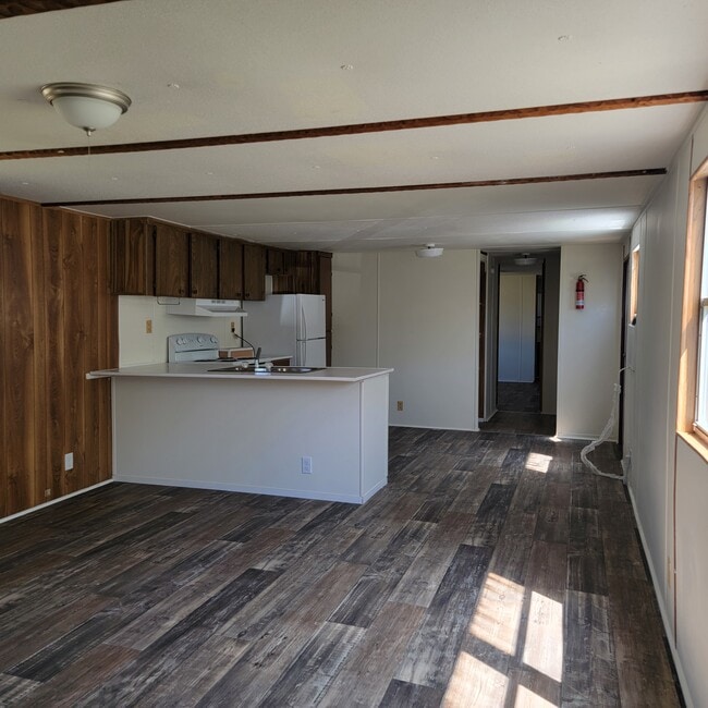 Building Photo - 8582 Rye Patch Rd