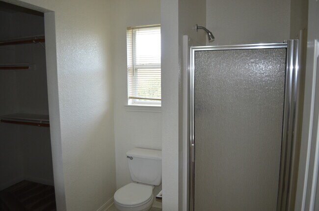 Building Photo - 2108WW