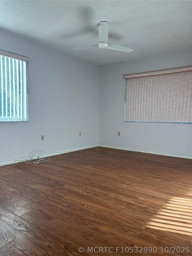 Building Photo - 8280 SW 24th St