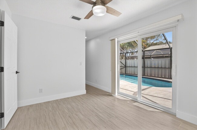 Building Photo - 5230 Woodruff Ln