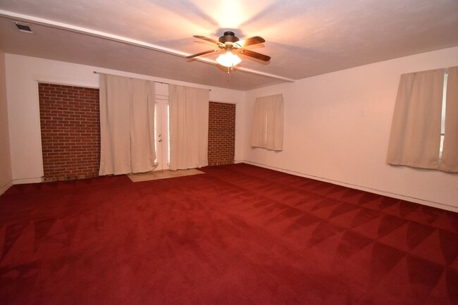 Building Photo - 4 Bed 2 Bath Home in Ruston