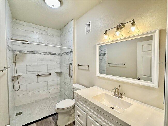 Building Photo - 4802 51st St W