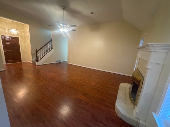Building Photo - 8699 Tropicana Dr N