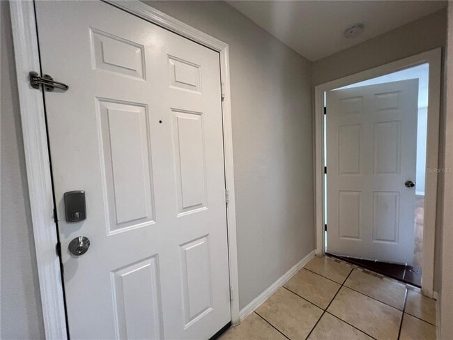 Building Photo - 7320 Westpointe Blvd