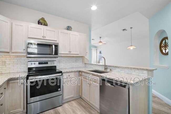 Building Photo - 3525 Arclight Ct