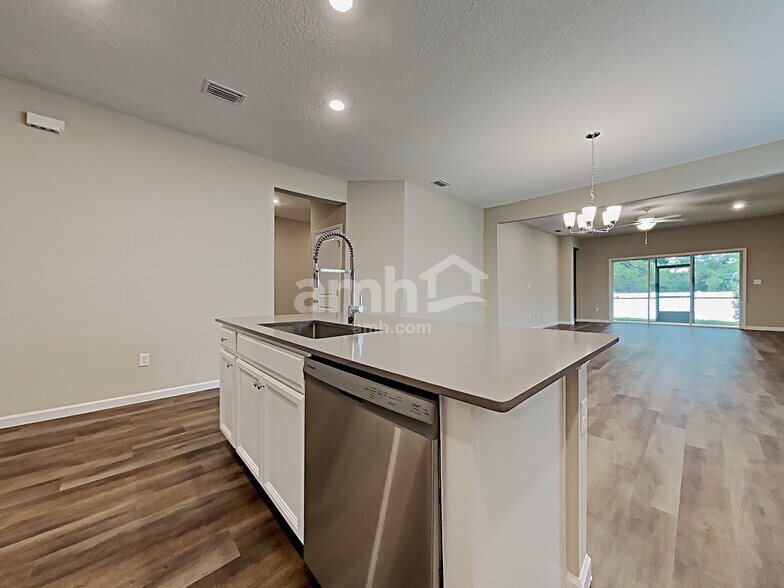 Building Photo - 152 Edge Park Trl
