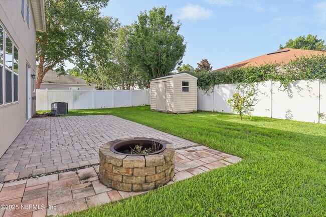 Building Photo - 669 Picasso Ave