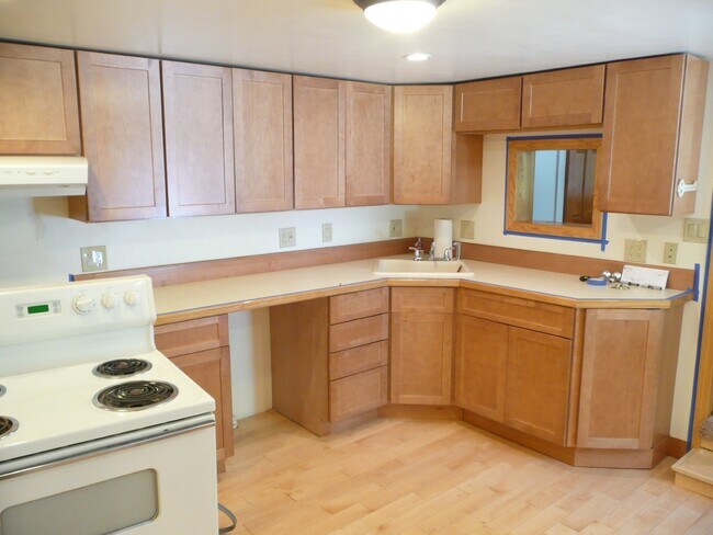 Building Photo - LO-37 Spring St. Newmarket, NH