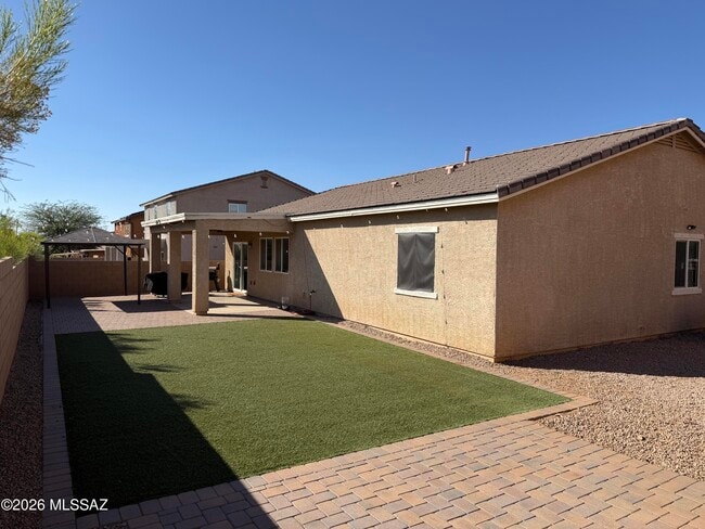 Building Photo - 726 S Harry P Stagg Dr