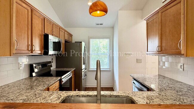 Building Photo - 3 BD//2 BA Condo / Tidal Oaks Community / 2nd Floor Unit / $1,500 per month / No Pets