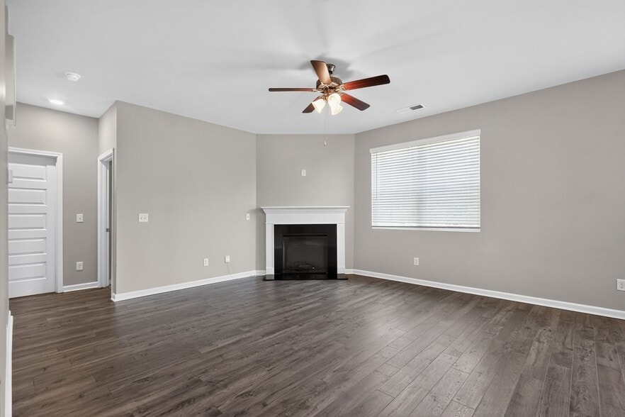 Building Photo - 446 Furlough Dr
