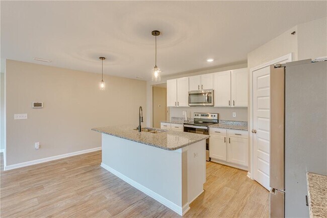 Building Photo - 20675 Mercury Dr