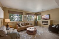 Building Photo - Brookstone at Edgewater