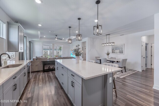 Building Photo - 212 Ethereal Sq