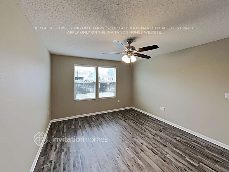 Building Photo - 2136 Pebble Point Dr