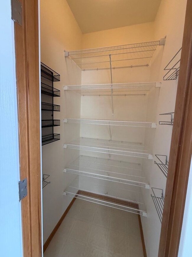 Building Photo - Fantastic 3 Bed/2 Bath Single Family Home in SE Bend