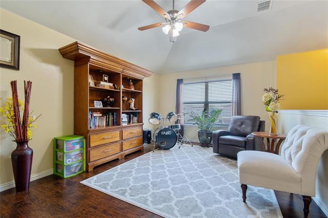Building Photo - 1003 Stonebrook Dr