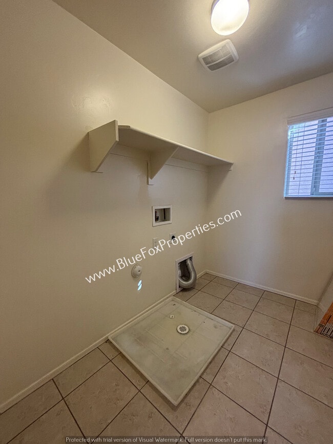 Building Photo - 8790 N Norway Spruce Rd