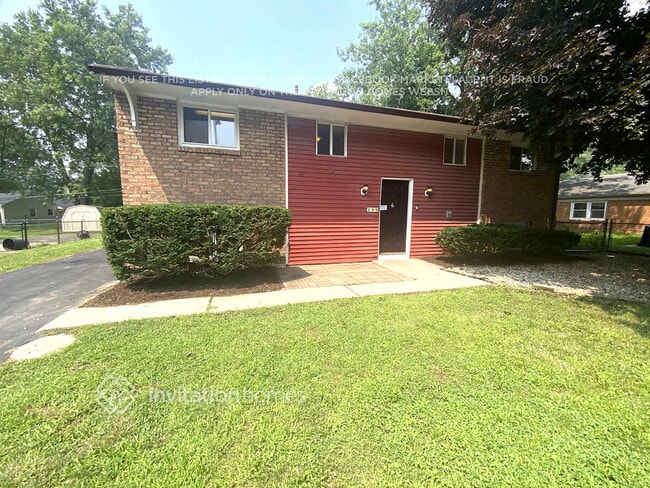Building Photo - 189 N Pinecrest Rd