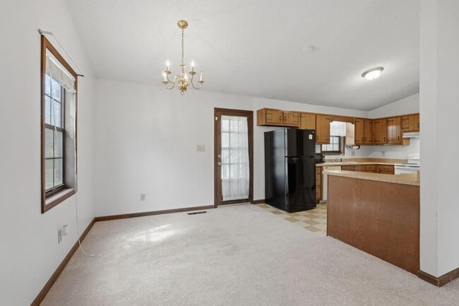 Building Photo - 6040 Austin Dr SW