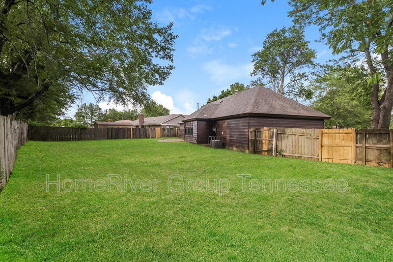 Building Photo - 4451 Peace River Dr