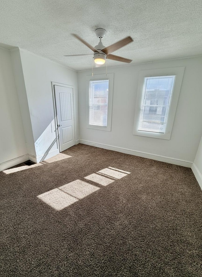 Building Photo - 3490 Weikel St