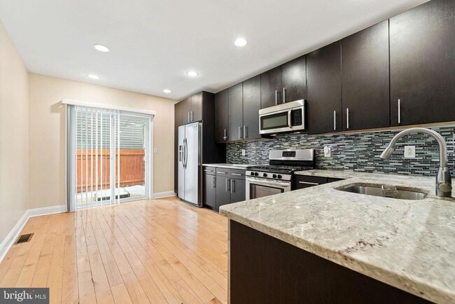 Building Photo - 1241 S 22nd St