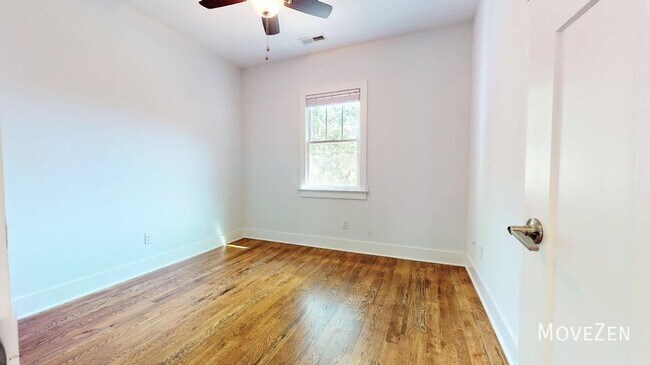 Building Photo - 822 E Lenoir St