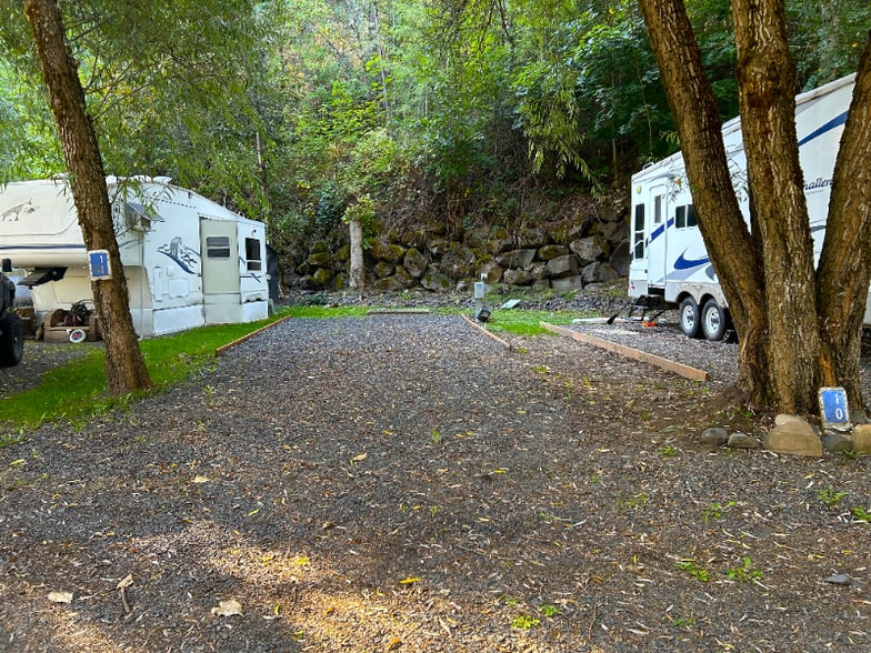 Building Photo - 85 Canoe Cp Lp