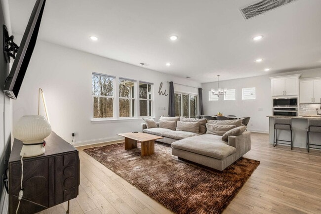 Building Photo - New Construction in a Great Neighborhood