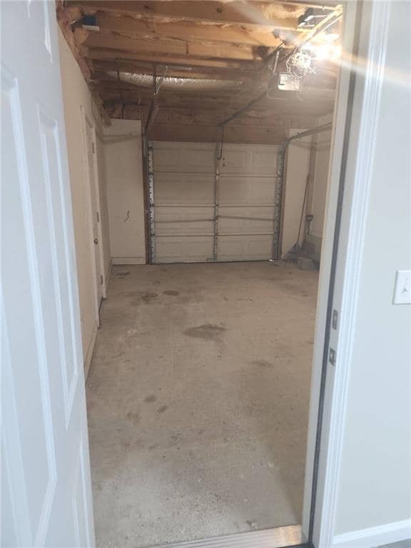 Building Photo - 14 Frost Pine Cir