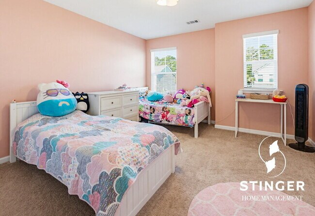 Building Photo - 1214 Danner Dr