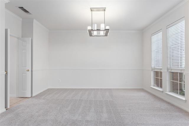 Building Photo - 915 Falcon Trail